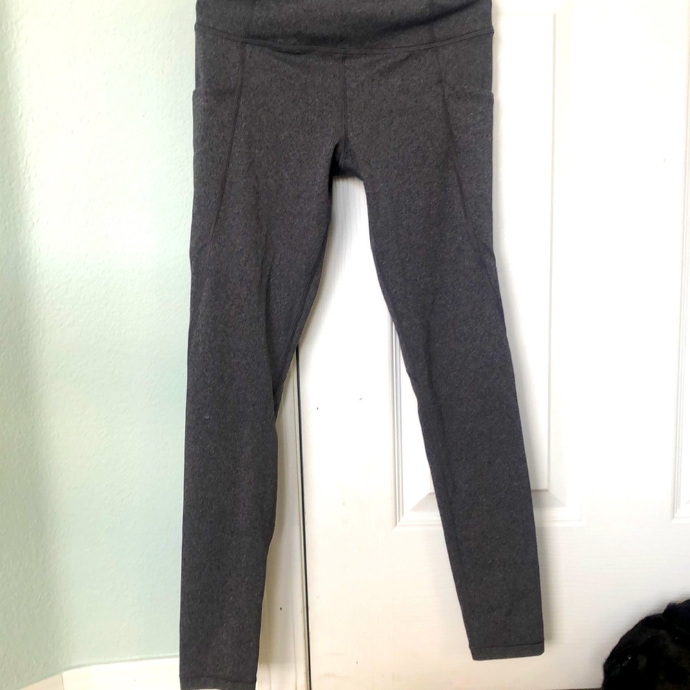 Dark Grey Athleta Girl stash your treasures tight, size 8-10